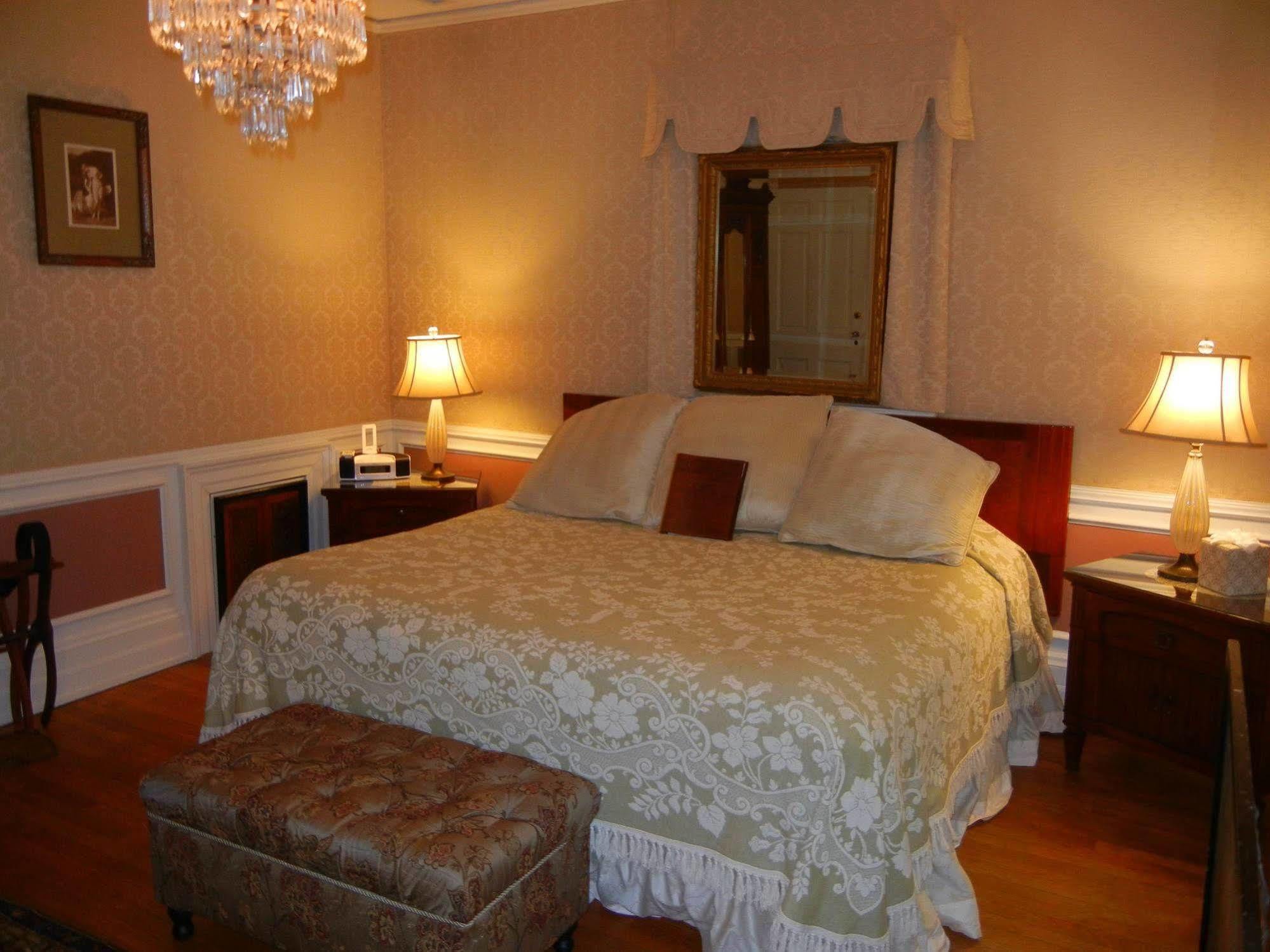 The Melange Inn Hendersonville Exterior foto
